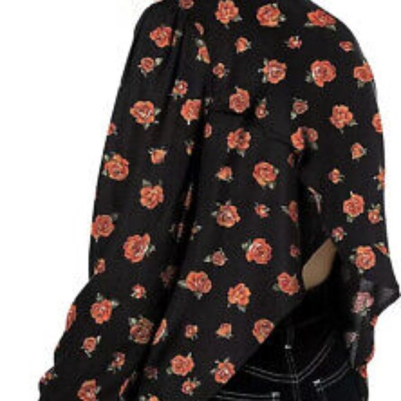 Volcom Roses open back top size Large - Picture 4 of 5